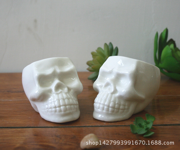 Direct selling ceramic flower pot/White Porcelain cartoon character head personality succulent flower pot/skull flower pot/basin without hole