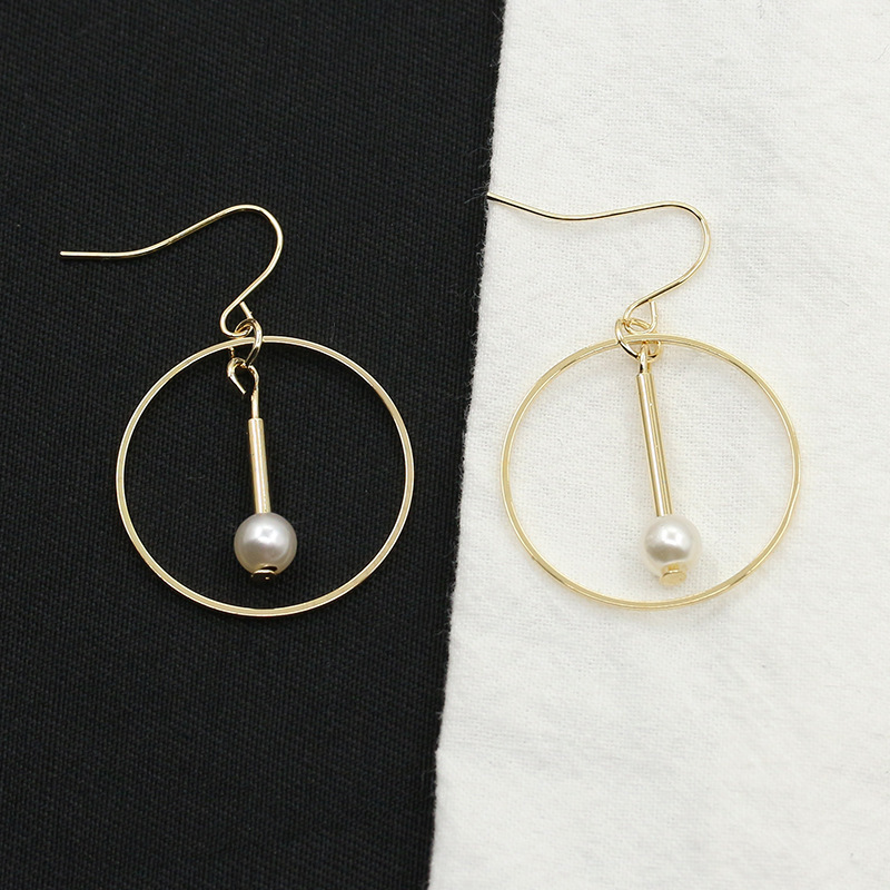 Fashion Cylindrical Pearl Earrings Circle Earrings Earrings Gold And Silver Hollow Geometric Circle Earrings display picture 10