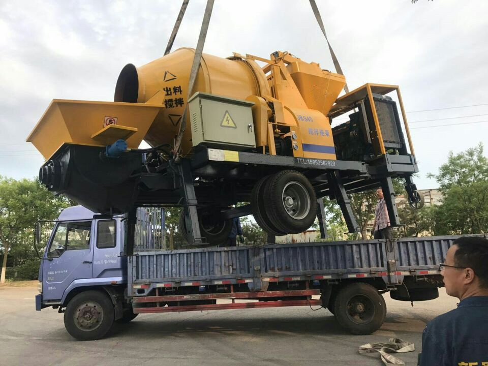 搅拌泵 混凝土搅拌输送泵 搅拌带地泵 柴油发电 油电两用输送设备