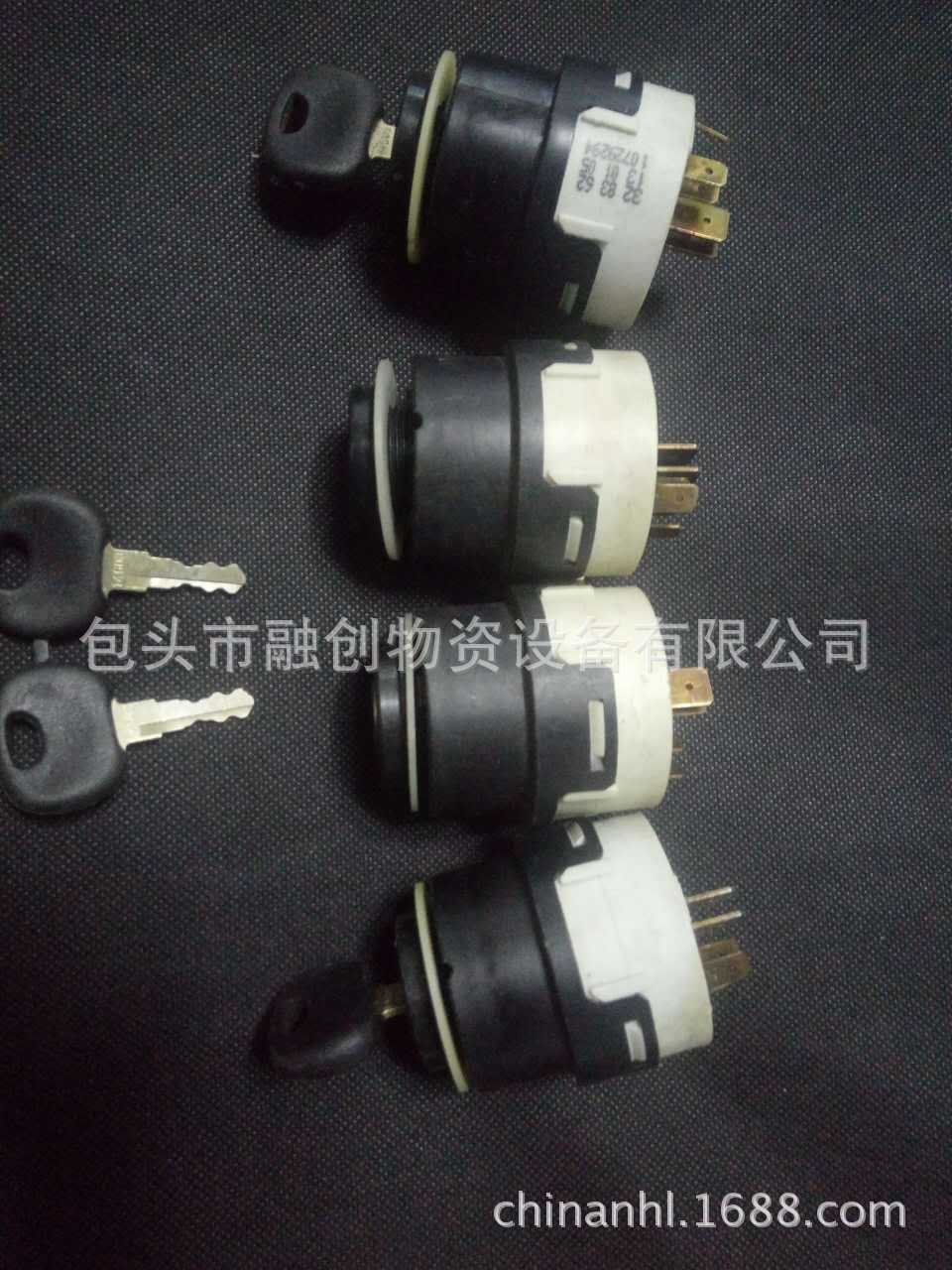 供应特雷克斯TEREX 3311E用15247606钥匙开关