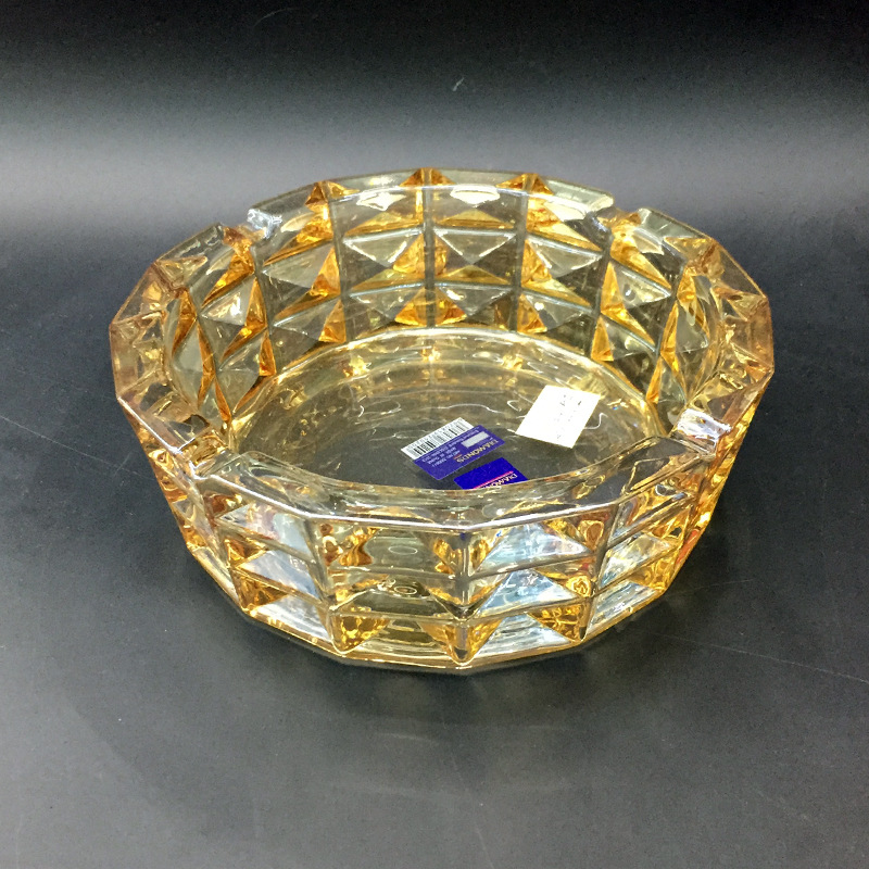 琥珀色烟灰缸-4