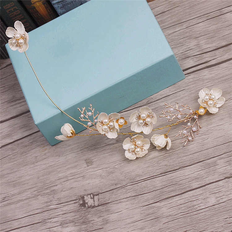 Elegant Headpiece for Weddings