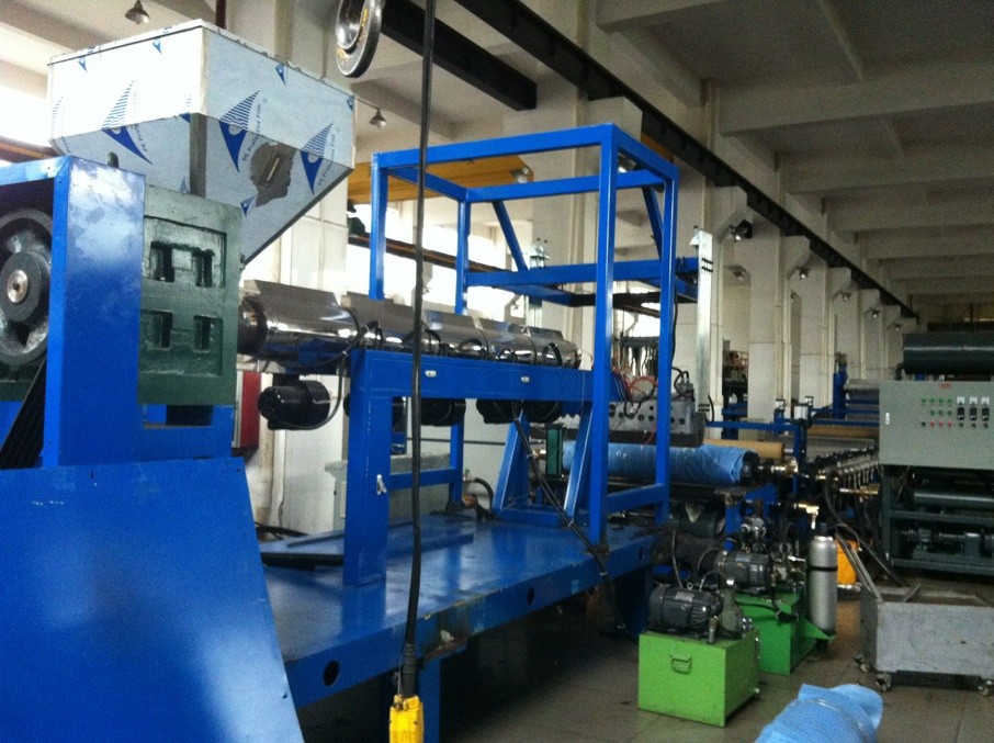 厂家供应PP彩带押出机/饰品包装彩带设备/彩带挤出生产线