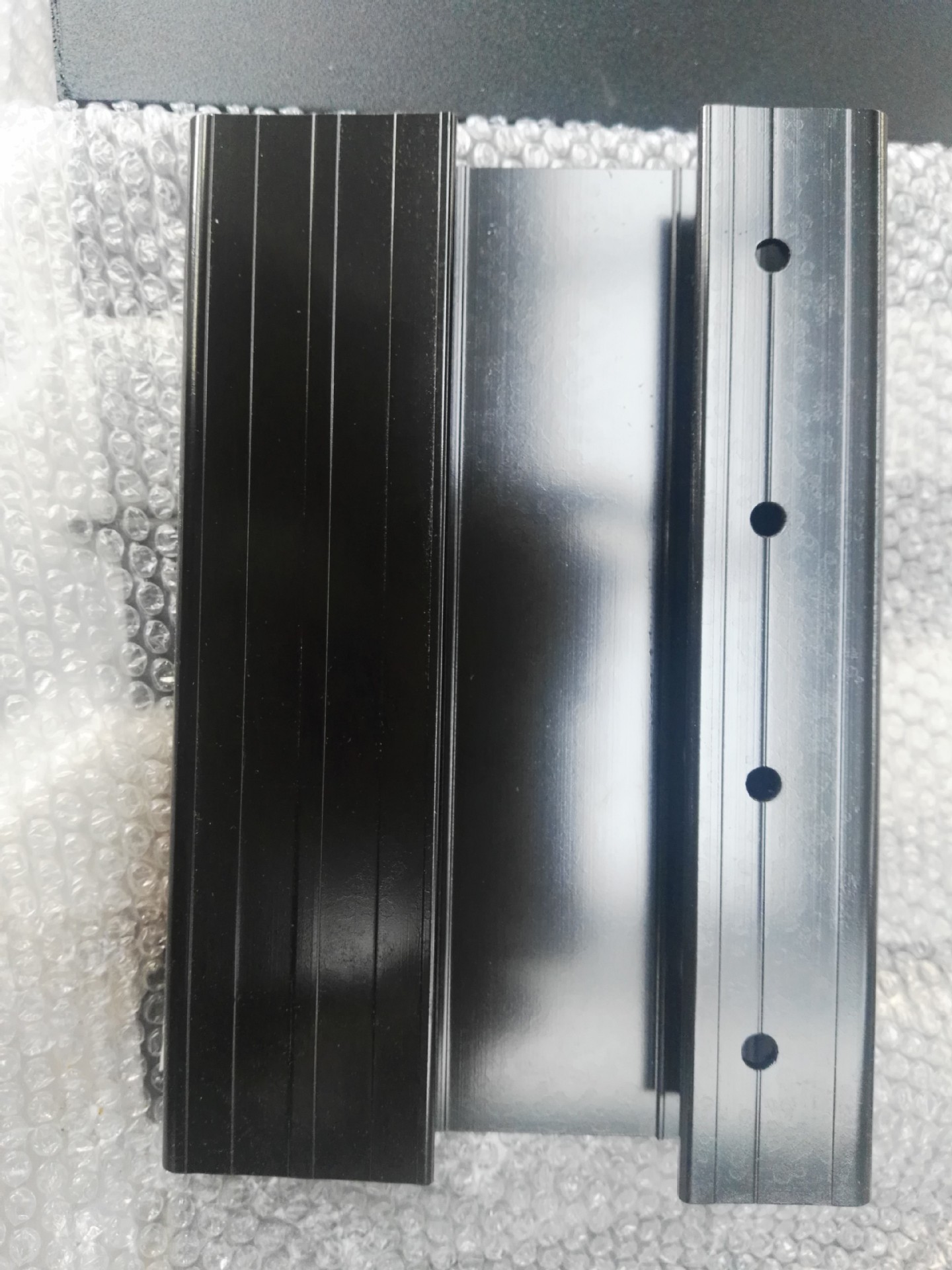 黑色电泳    电着