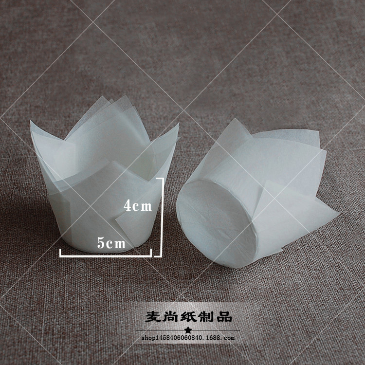 Papel europeo de calidad alimentaria de alta temperatura resistente a prueba de aceite titular de papel muffin taza de papel para hornear pastel de papel titular de la taza de la torta media