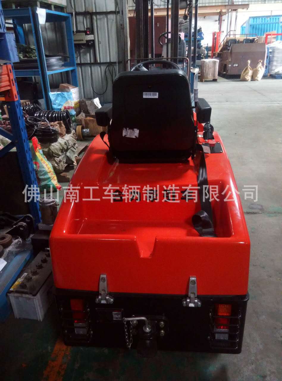 代销合力3吨牵引车  平板拖车牵引车