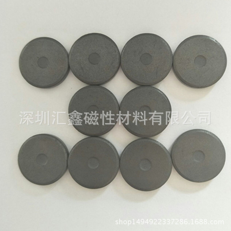 供应Y10单面铁氧体圆形磁铁  双沉头孔喇叭磁钢  异性方形铁氧体