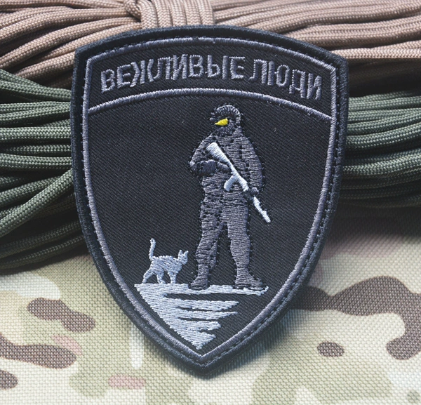 Standing soldiers v00568