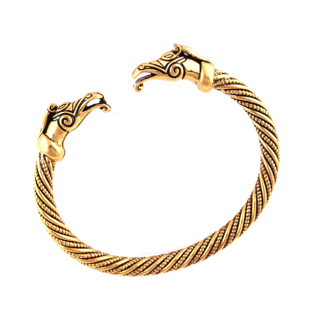 Adjustable metal golden bracelet