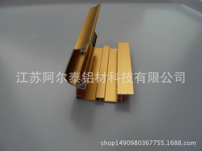 生产灯箱用铝材 成品灯箱