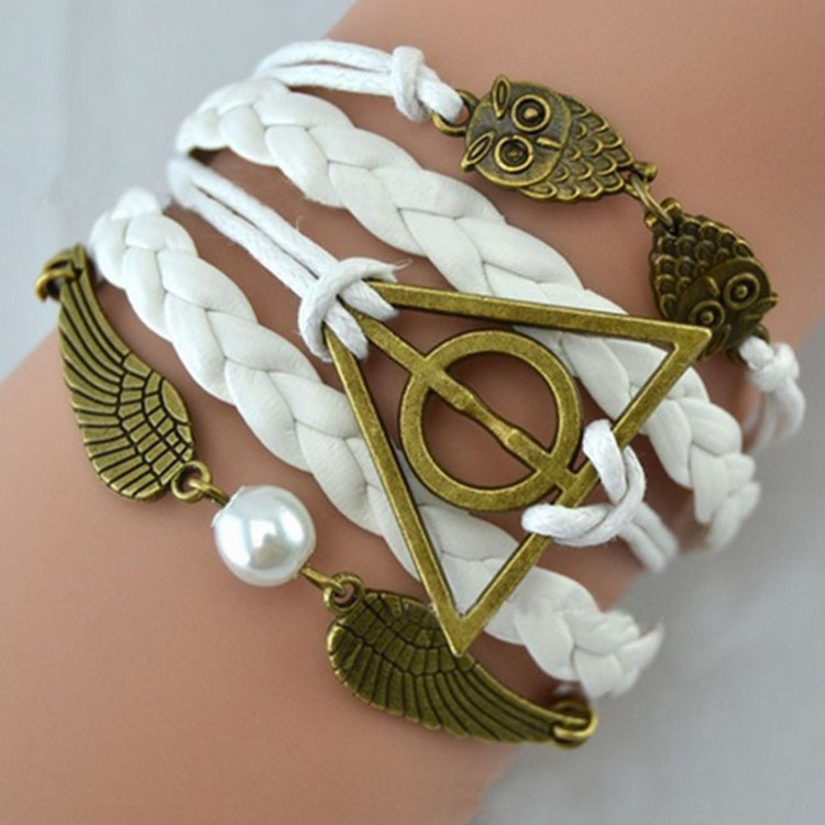 Bracciale in pelle deathly hallows con ciondolo ala di civetta_voghion.com
