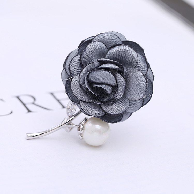 2018 Broche Pin De Tela Simple Rosa Delicada Accesorios Elegantes Accesorios Retro Accesorios De Suéter De Abrigo display picture 3