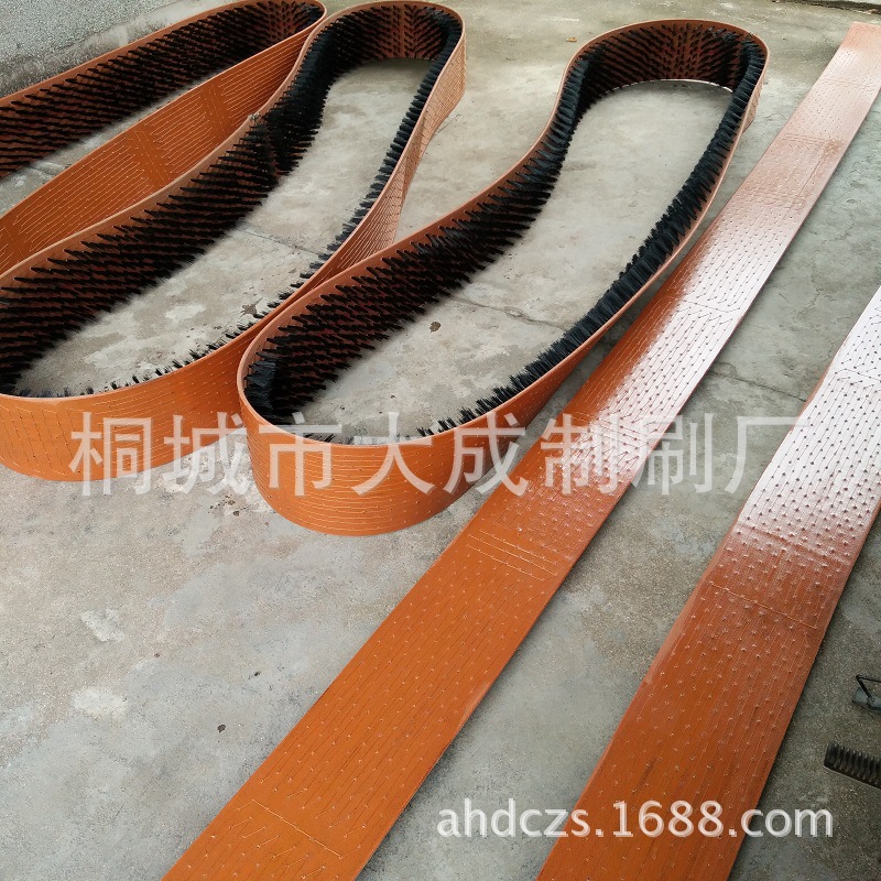 厂家供应皮革厂机械工业输送刷 磨皮机除尘机毛刷带 传送皮带刷