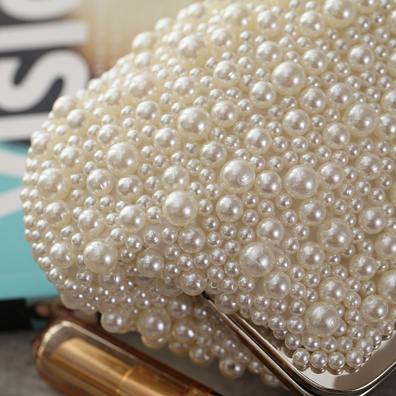 Women Bag New Handmade Pearl Bag Fashion Evening Banquet Handle Clutch display picture 9