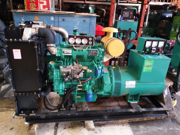 云南昆明云柴动力75KW柴油发电机组