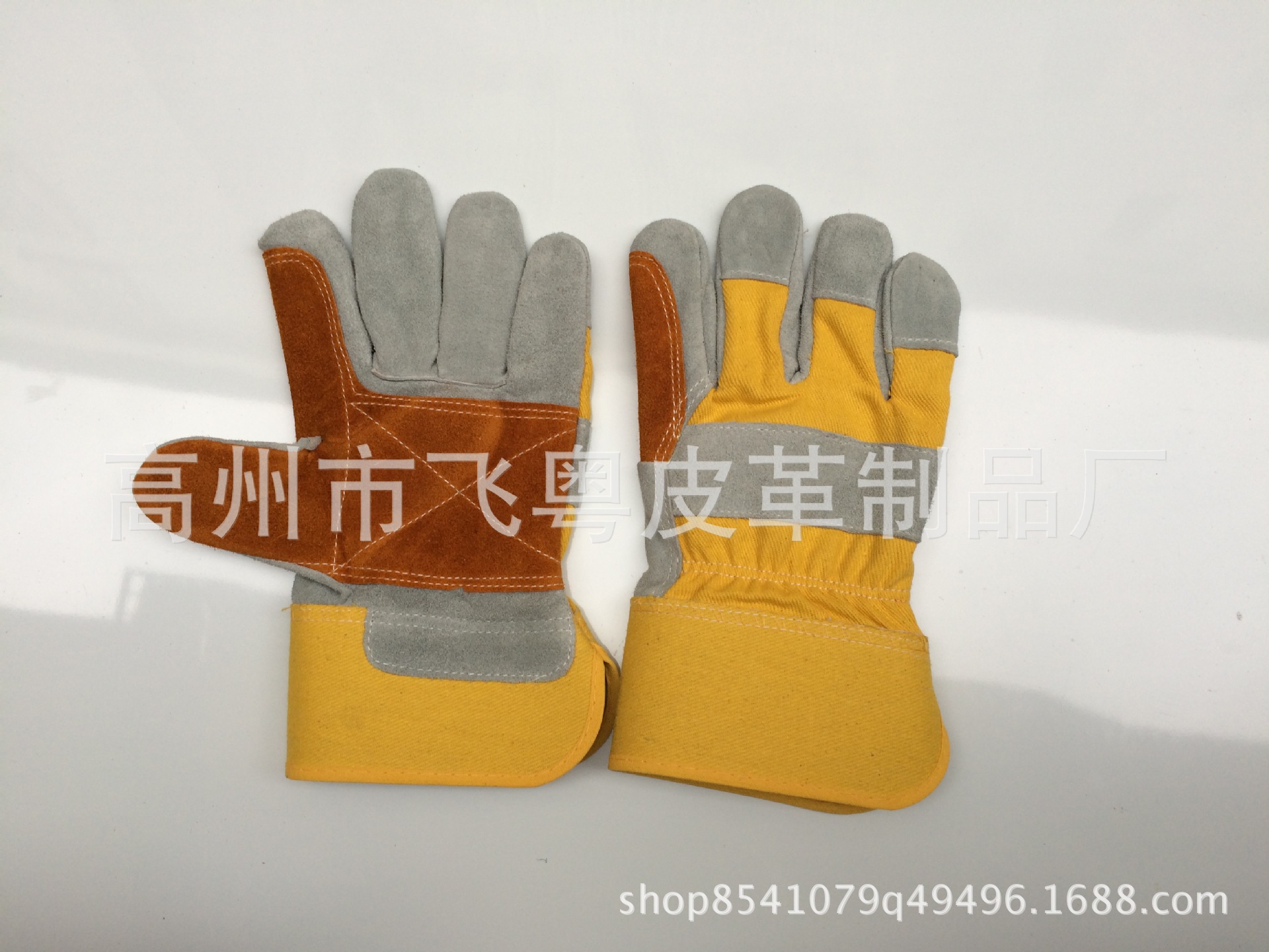 灰色牛二层十红色牛二层皮革劳保手套工业皮革手套厂家供应