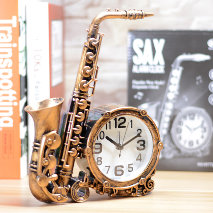 Retro Europe and the United States export large saxophone alarm clock AliExpress supply company gifts daily home accessories
