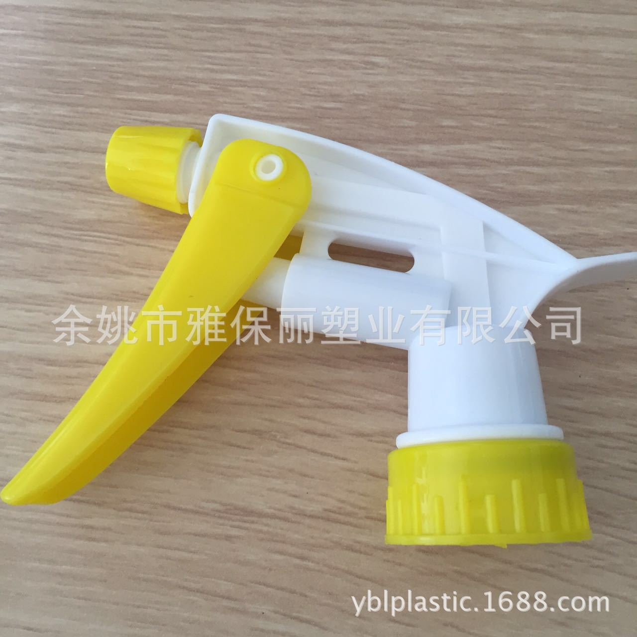 厂家直供出口品质塑料泵头手扣式B枪喷雾头A枪园林喷雾