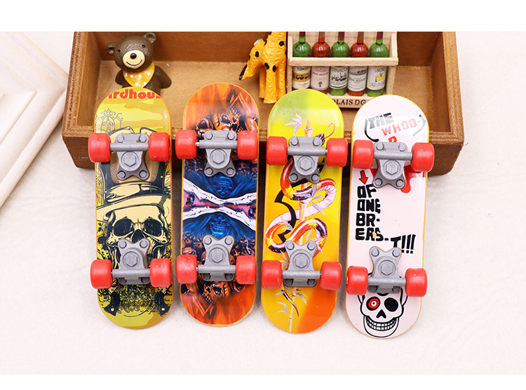Finger Skateboard 3