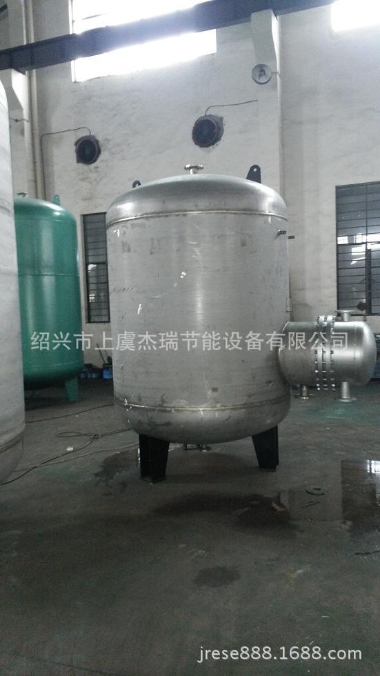 （B）HRV波节管半容积式水加热器 波节管换热器 半容积式水加热器