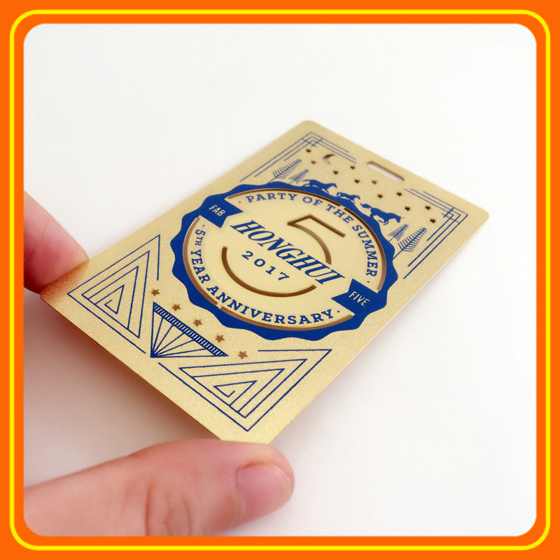 不锈钢名片金银卡镂空定制玫瑰金精美名片磨砂丝印不同颜色铜片