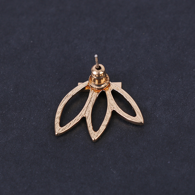 Labret stud lip piercing jewelry styling detail
