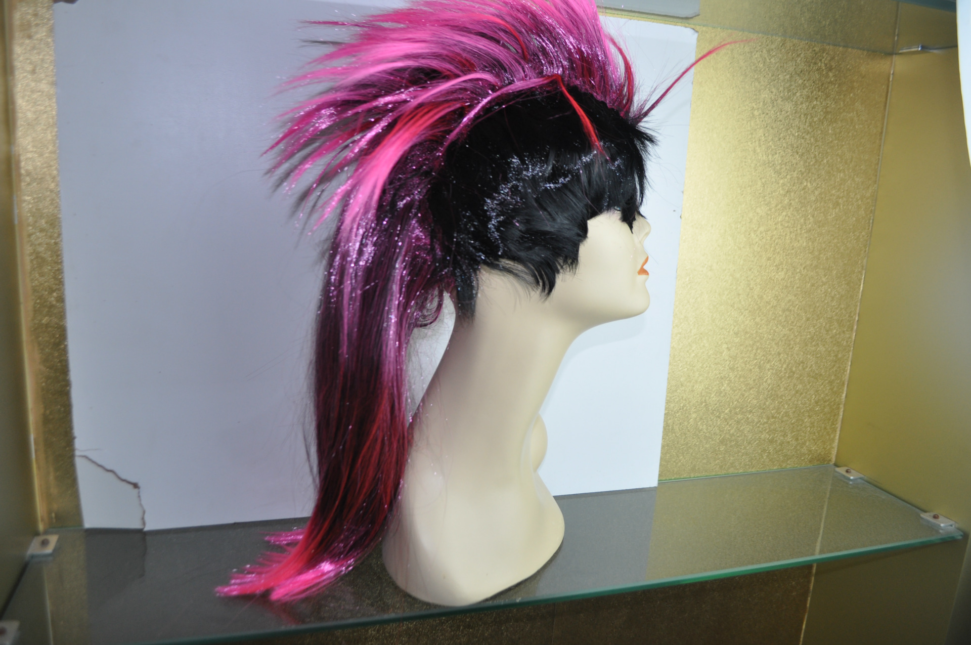 H094 sombrero de vacaciones negro rojo europeo y americano peluca de cosplay