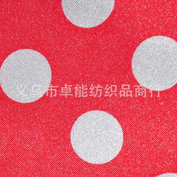 2.7cm big red background with white dots
