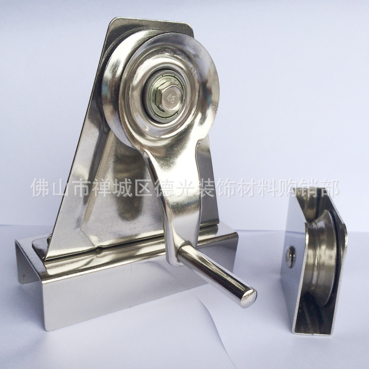 大量供应 国旗旗杆滑轮 旗帜手拉绳专用吊轮滑轮 不锈钢旗杆配件