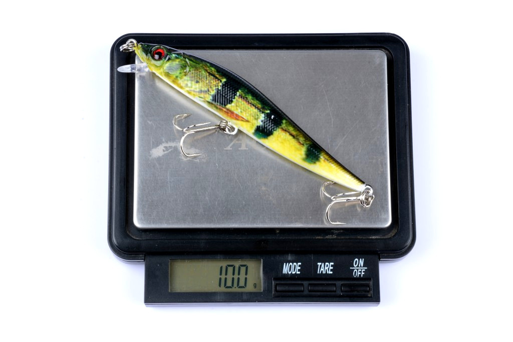 Suspending Minnow Lures Hard Plastic Baits Fresh Water Bass Swimbait Tackle Gear