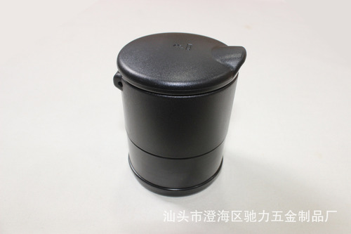 Car ashtray creative personalized car plastic ABS black ashtray wholesale