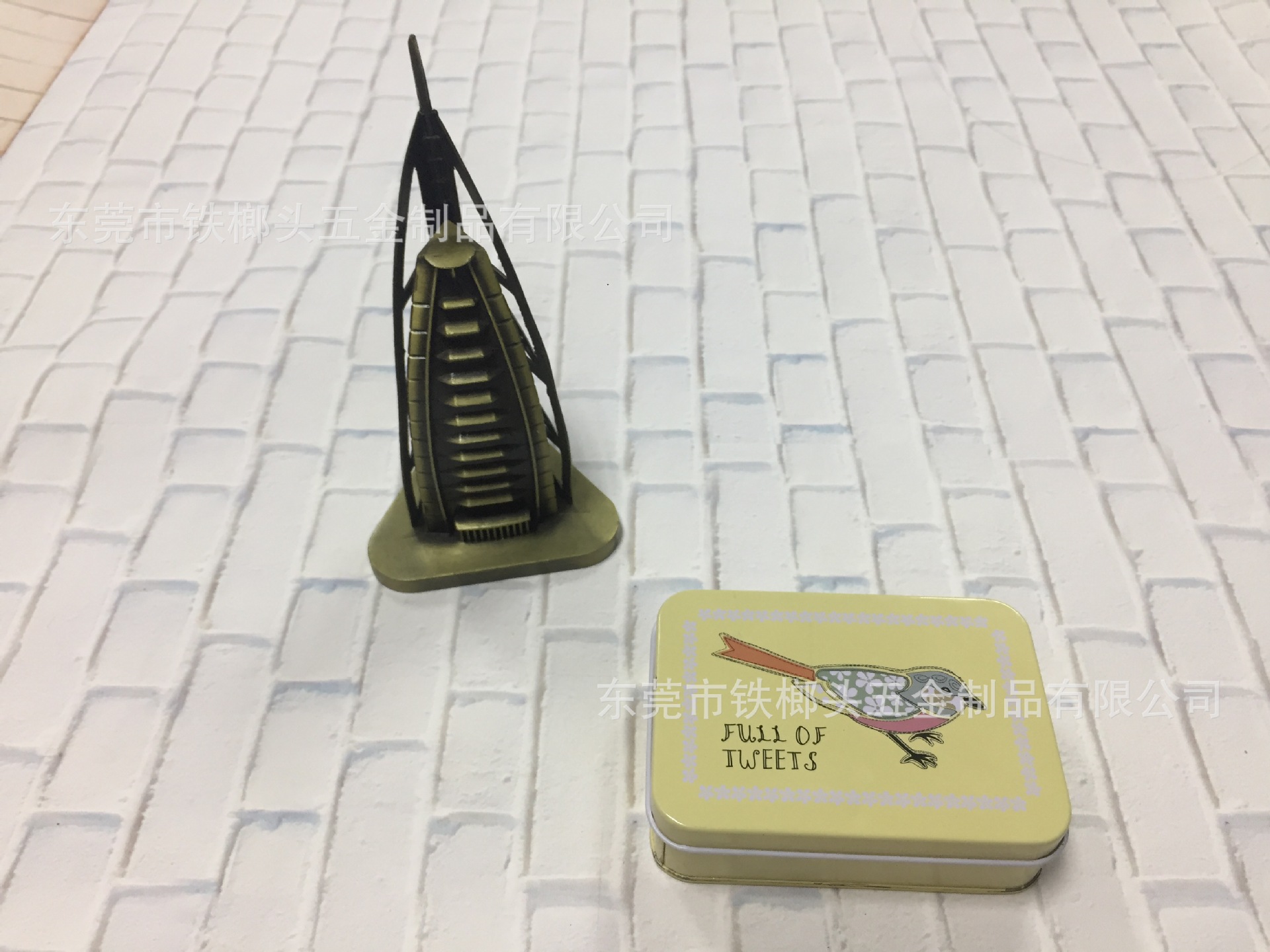 厂家定制精致 方形名片铁盒 游戏王国礼品 游戏卡片铁盒 批发