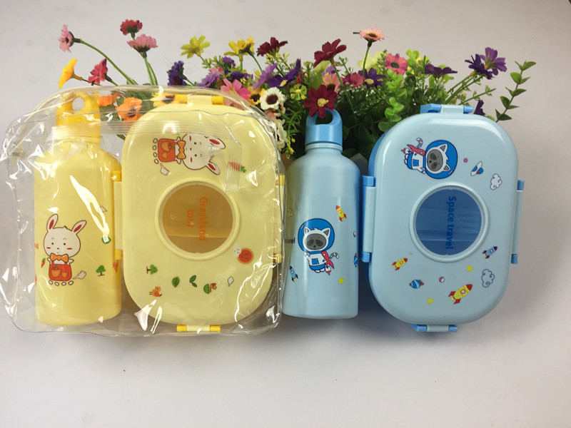 Set infantil de fiambrera y botella de plástico diseño de dibujos animados