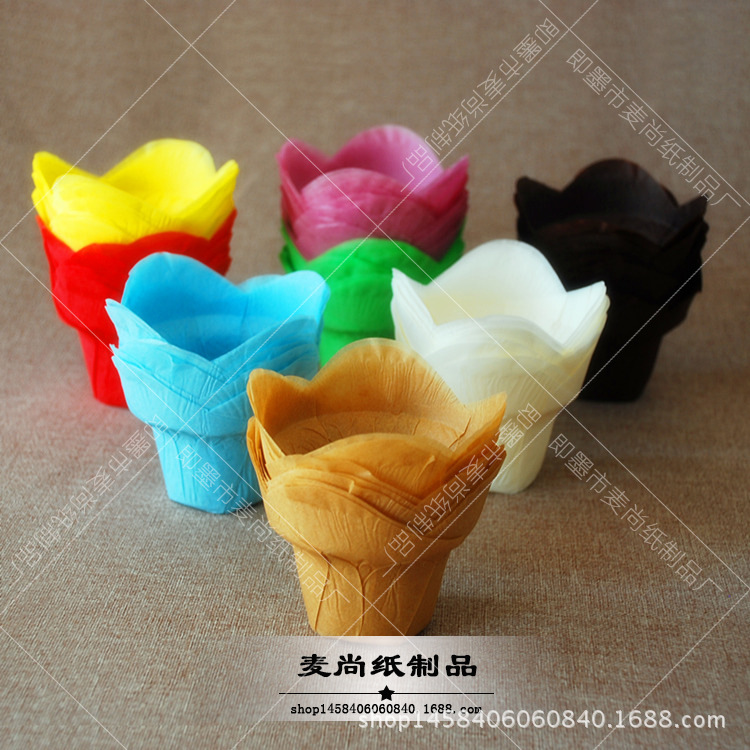 Exportar taza de papel para hornear pétalo muffin pastel taza de papel blanco pastel de loto taza de papel resistente a altas temperaturas papel a prueba de aceite
