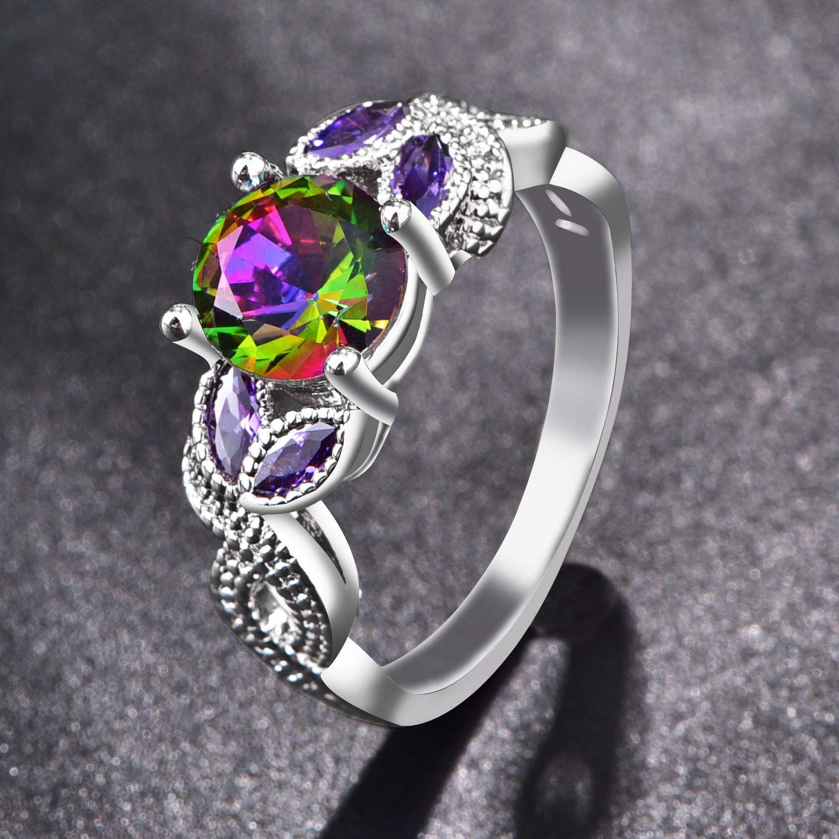 外贸新款彩色锆石戒指闪亮精品纯铜指环欧美流行款式