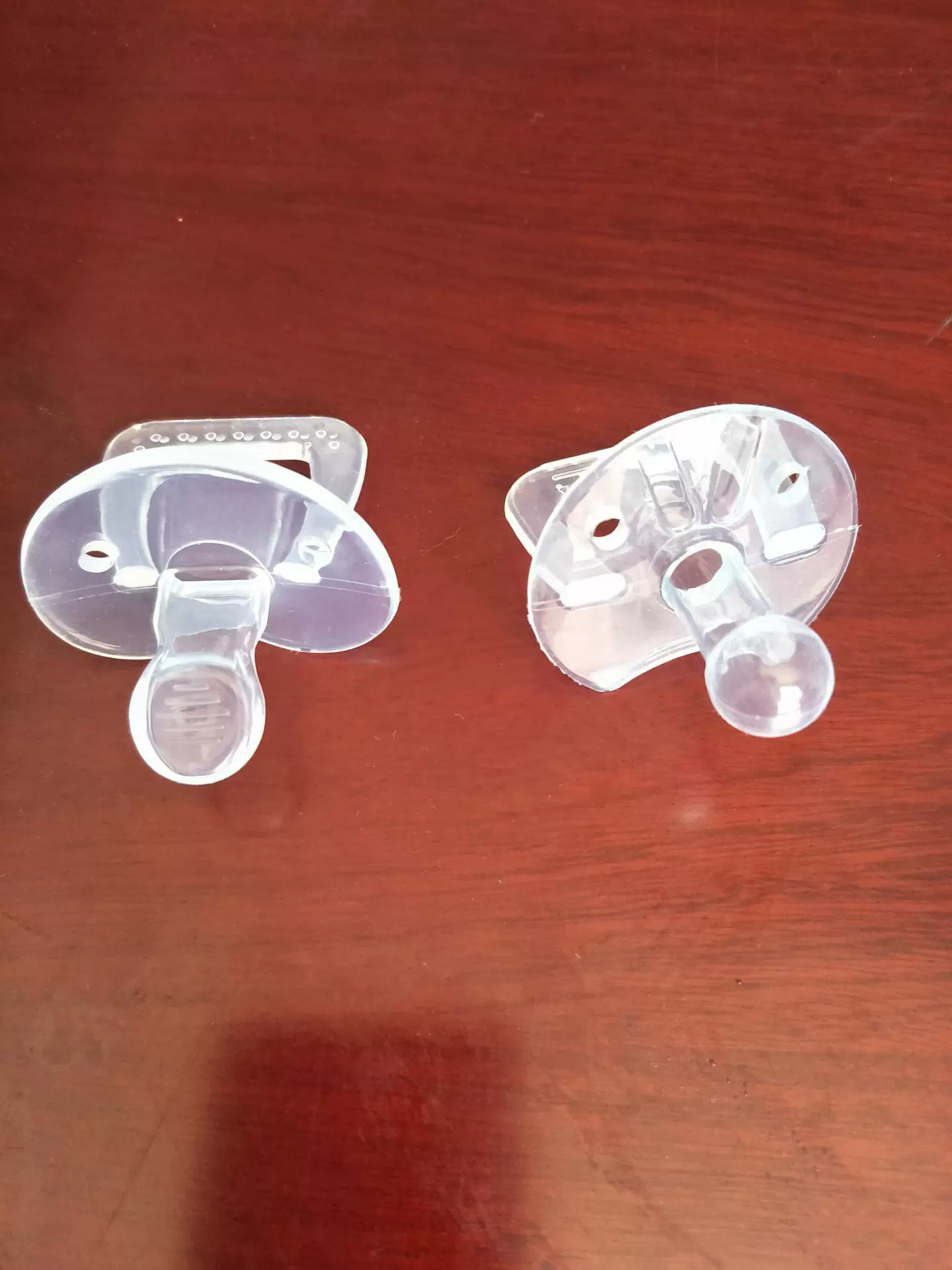 Жидкая силиконовая детская соска