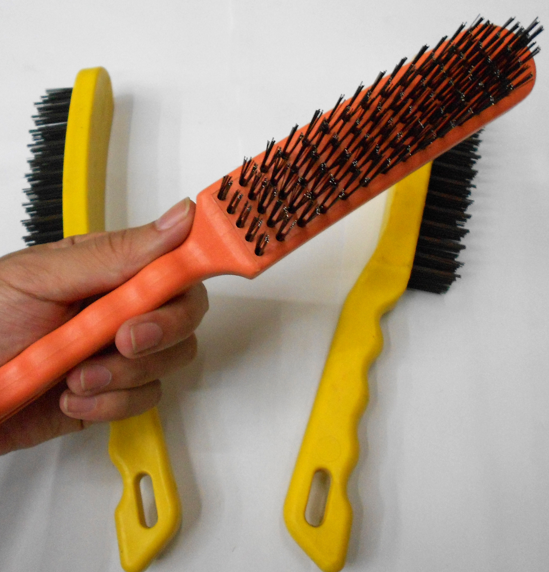 厂家自产自销塑料柄钢丝刷木柄不锈钢低碳钢丝镀铜丝刷工具刷批发