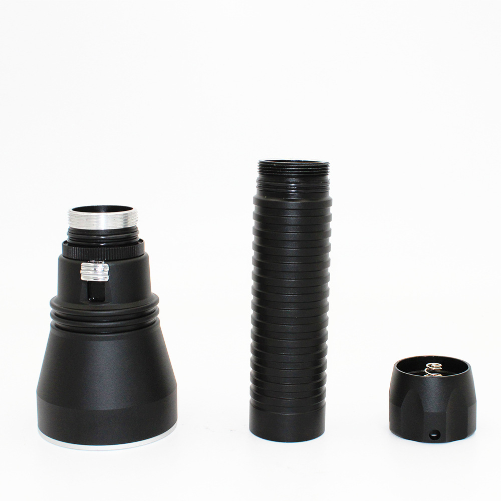 The second generation XHP70 diving flashlight stepless dimming diving flashlight P70 diving flashlight underwater 80 meters strong light