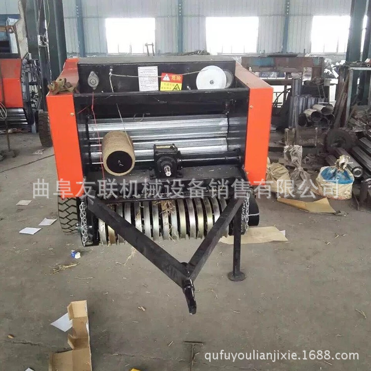 青贮秸秆打捆包膜机 牛羊饲料打捆包膜机 菌草青储裹包机  33