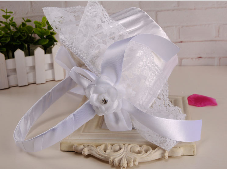 Wedding products, wedding products, wedding products, wedding products, wedding products, wedding products, direct supply from wedding products manufacturers. European-style wedding supplies, lace fabric flower baskets, white handcrafted bow flower baskets, flower scattering baskets for children wholesale detail image 11