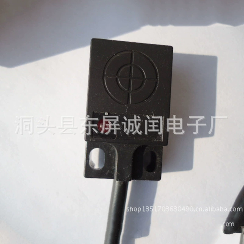 Inductive proximity switch, 5mm above, DC 24v, NPN three-wire proximity sensor TL-W5MC1