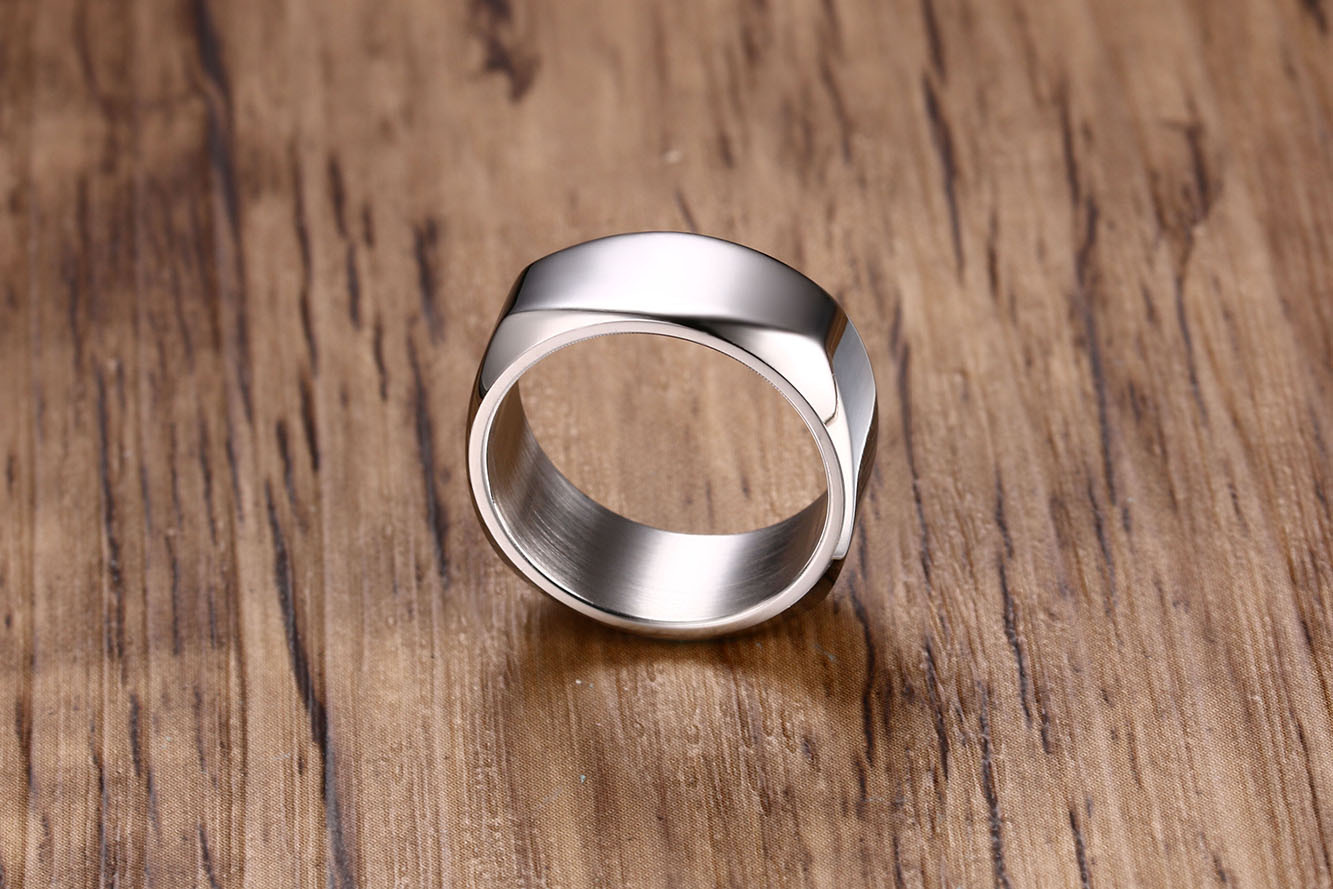 Retro Solid Color Titanium Steel Rings 1 Piece