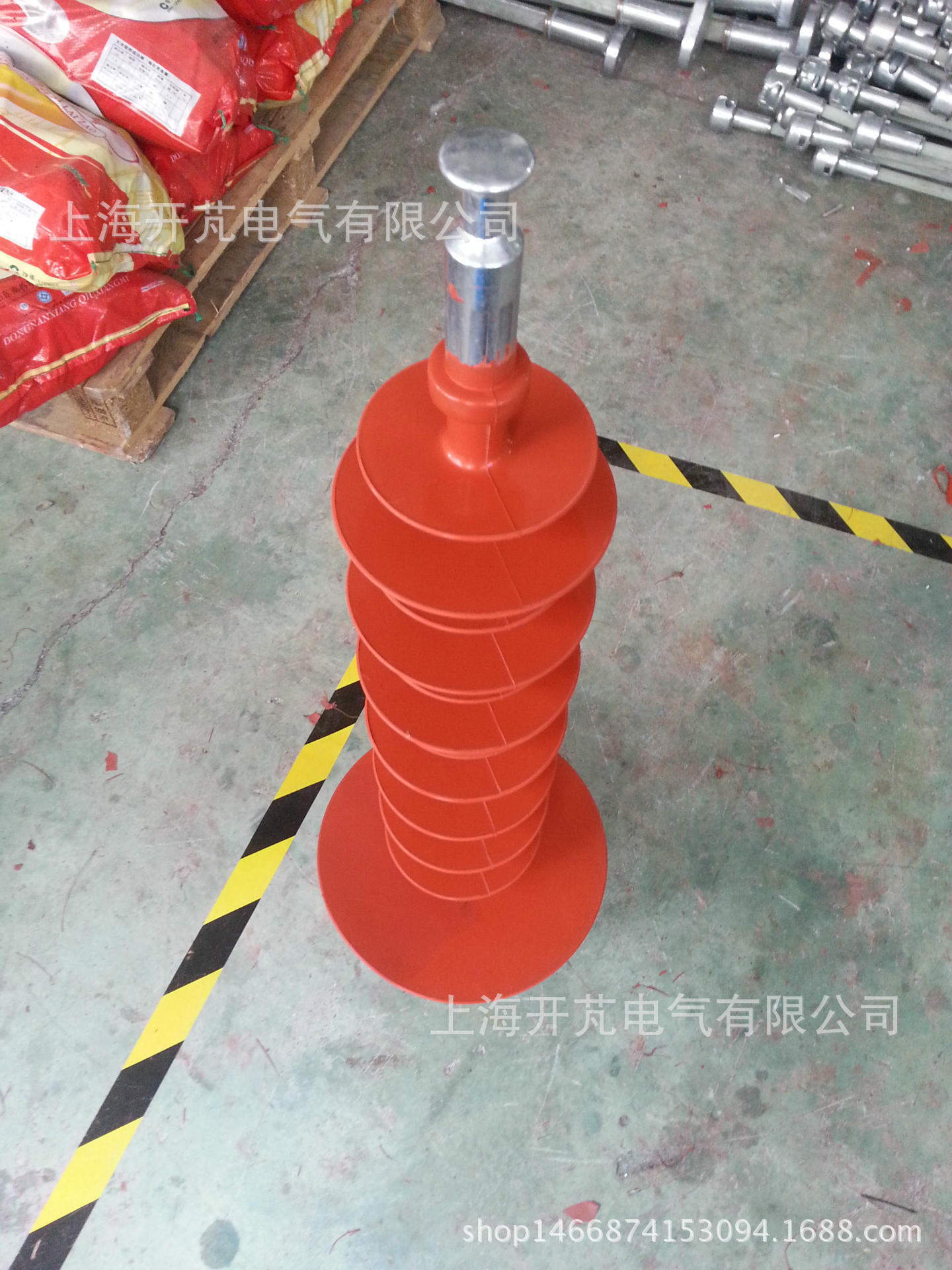 生产 FNB4-10/70-WD耐张绝缘子，硅橡胶绝缘子相间间隔棒系列