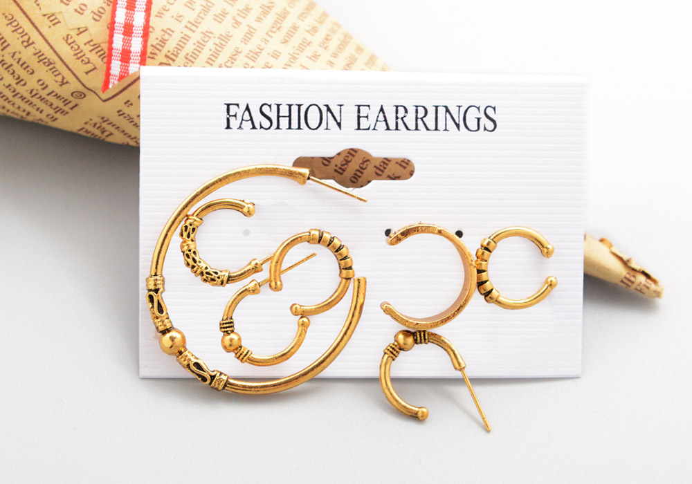 Bohemian Style Retro C-shape Alloy Plating Earrings Seven-piece Set display picture 7