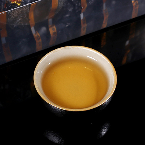 Polyvinyl Chloride (PVC) Box Simple Packaging 250g Aromatic Type Carbon Roasted Tie Guan Yin Loose-leaf Tea Wholesale and Distribution