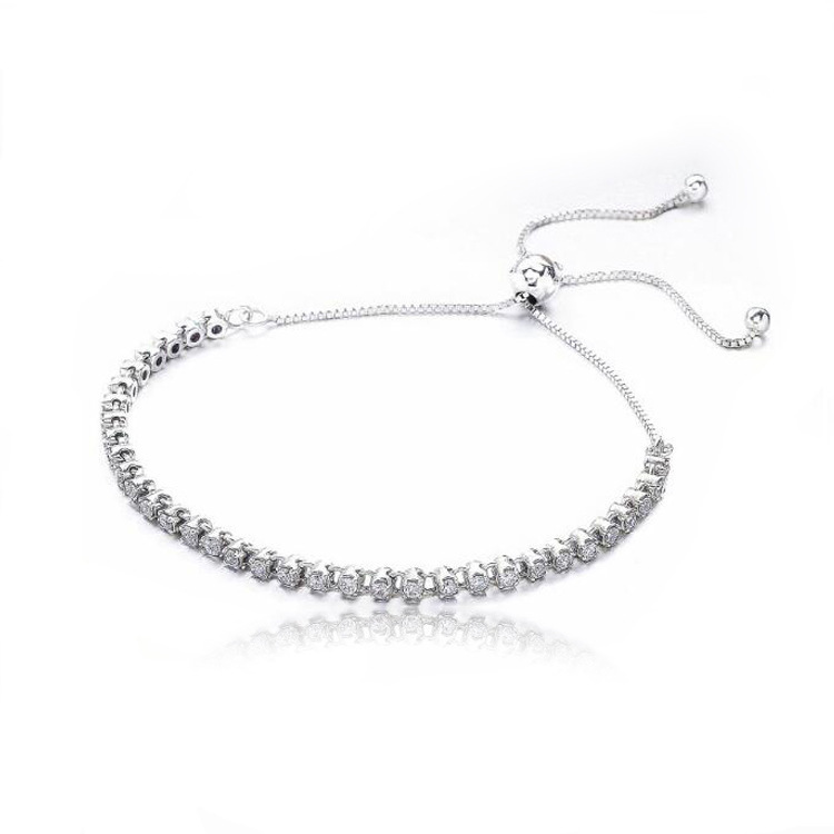 4666401770_1878914867