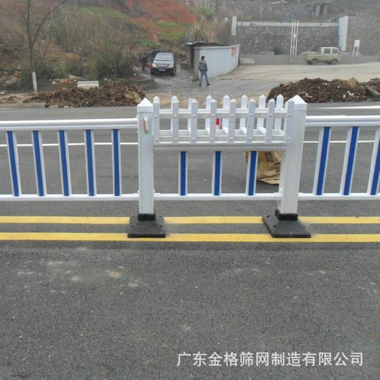 批发定制 市政道路隔离护栏 热镀锌道路护栏 市政隔离防撞围栏