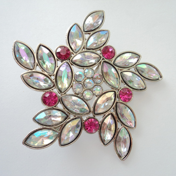 厂家直销 文胸扣欧美泳装五金大风车造型镶彩钻鸡心位装饰穿带扣