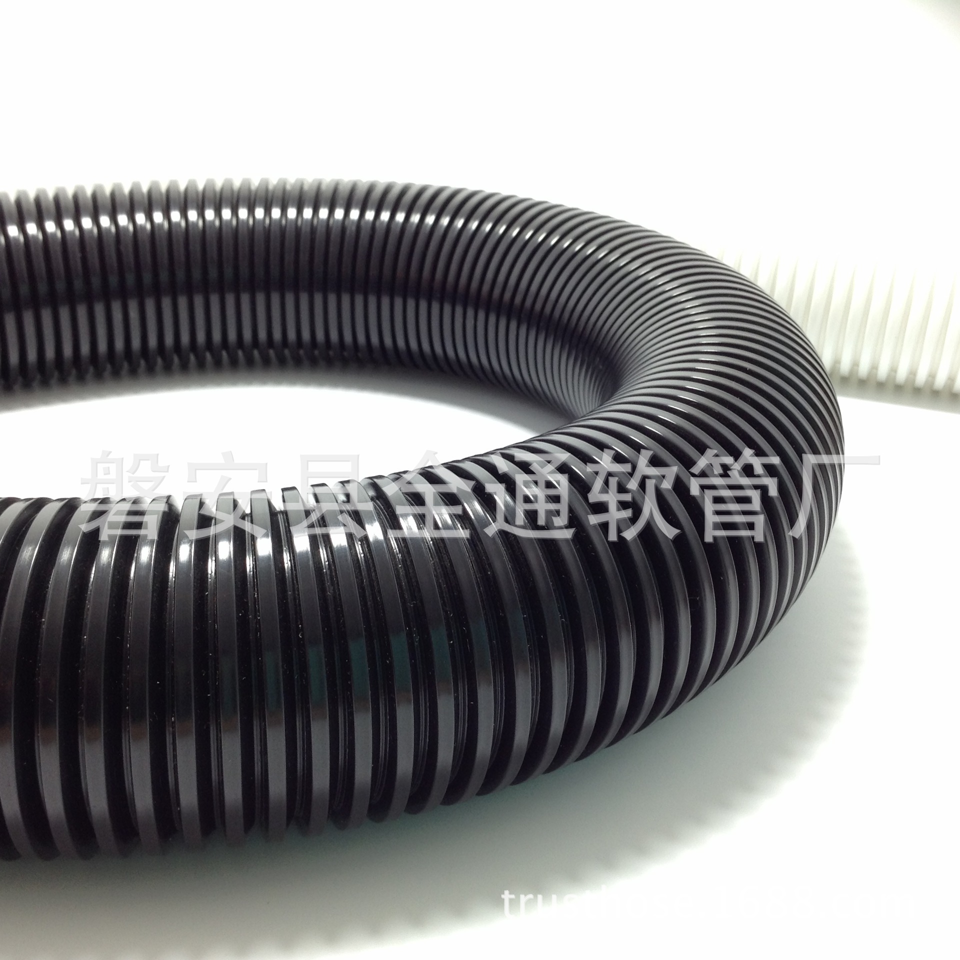 供应直径50mm 园艺除草机抽吸用 耐负压耐老化方牙纹EVA吸尘管