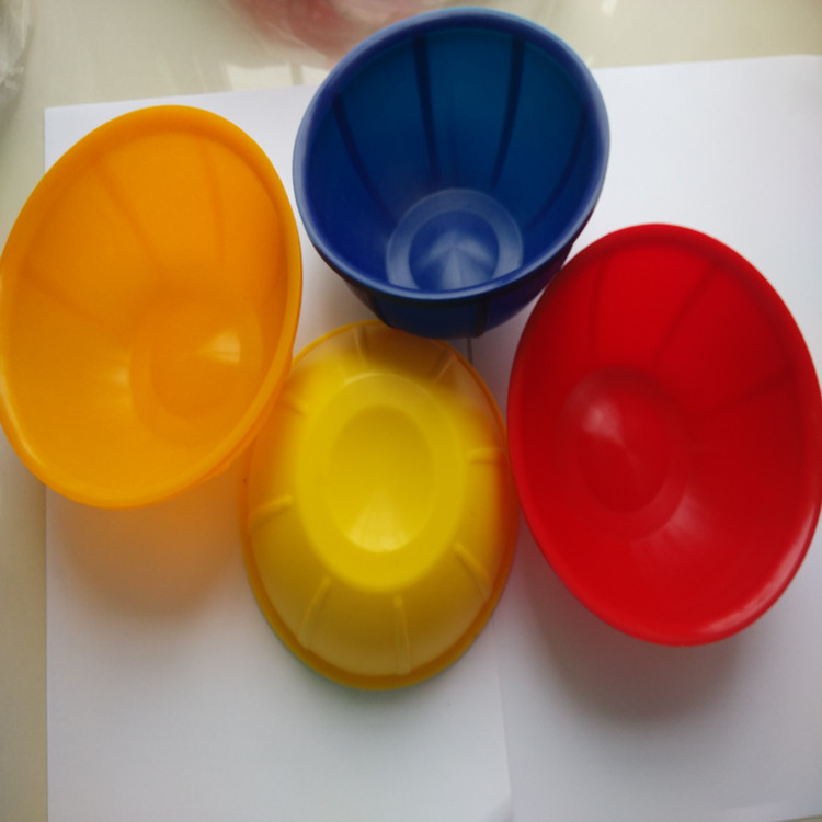 食品级婴儿碗宝宝硅胶餐盘儿童辅食碗卡通餐具吸盘碗勺子套装防摔